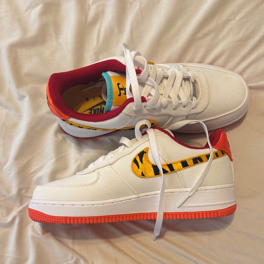 Women’s Size 8 - Air Force 1 'Year of Tiger' White Canvas Shoes Never Been Worn